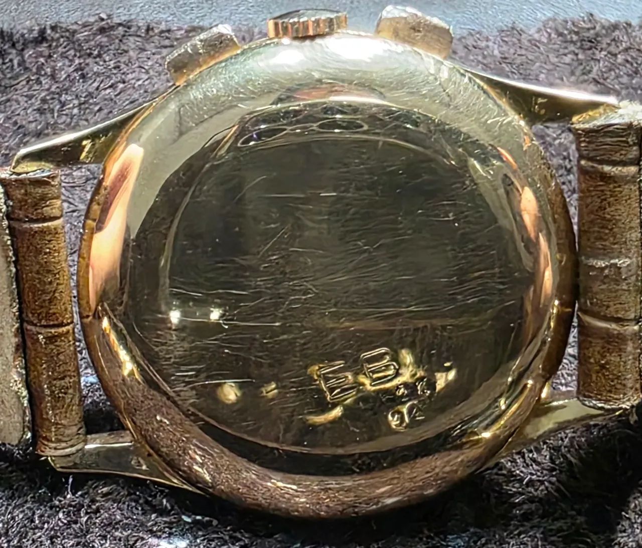 Relógio Universal Geneve Compax. Ouro 18 k. 