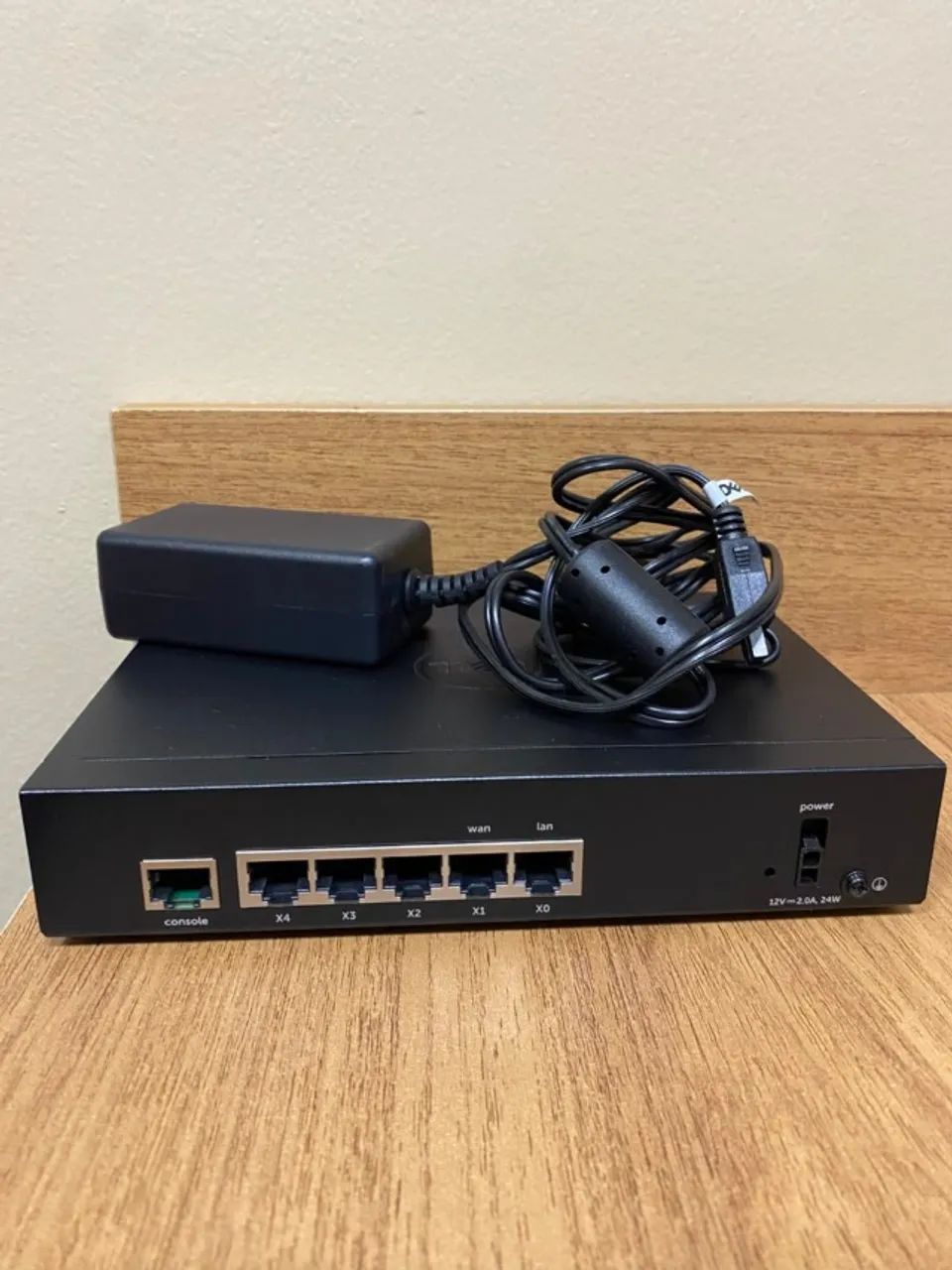 Firewall Dell SonicWall TZ300 - Perfeito Estado + Fonte Original - Foto 2