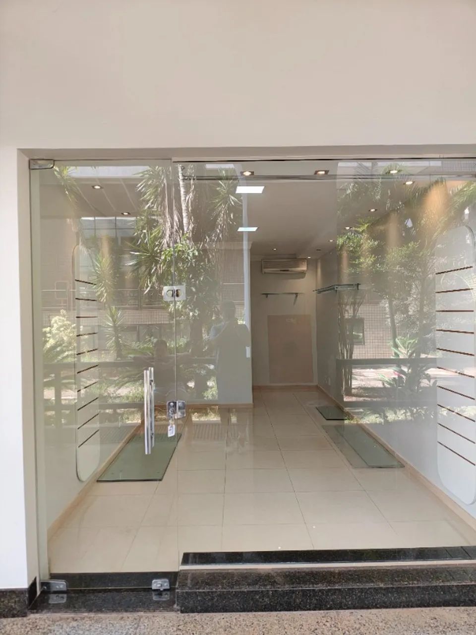 Loja térrea Excelente - Asa Norte 316 - Direto com Proprietário - Foto 5