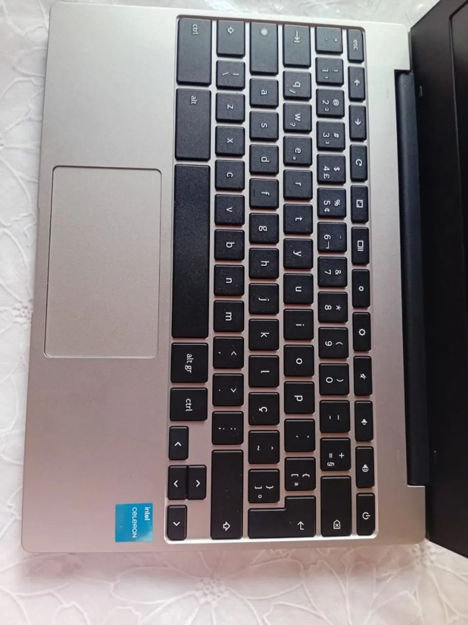 Chromebook Samsung Série 4 (Silver/Prata) + Carregador Original - Foto 2