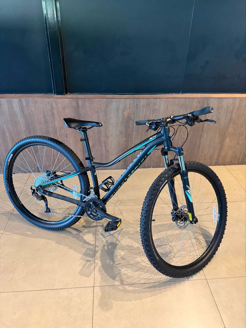 Bike feminina SPECIALIZED