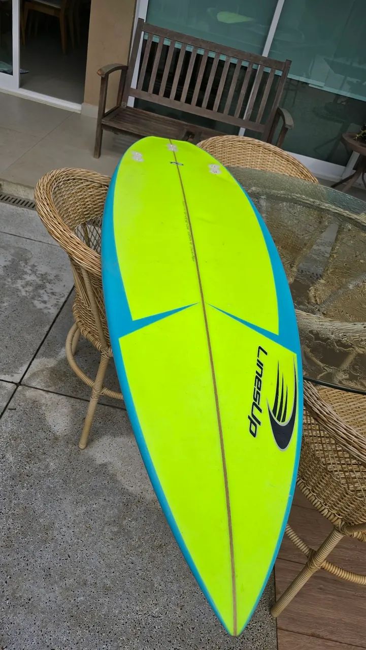 Prancha de surf 5'7" com deck