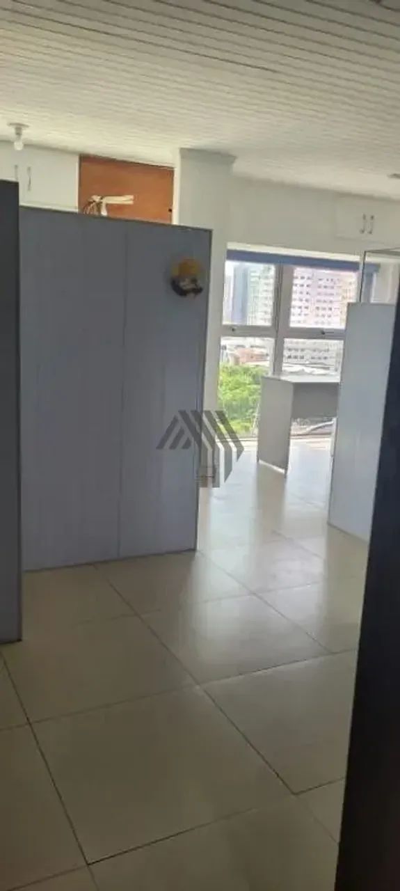 Sala à venda, com aproximadamente 55m², excelente localização, sala com divisórias funcion - Foto 3