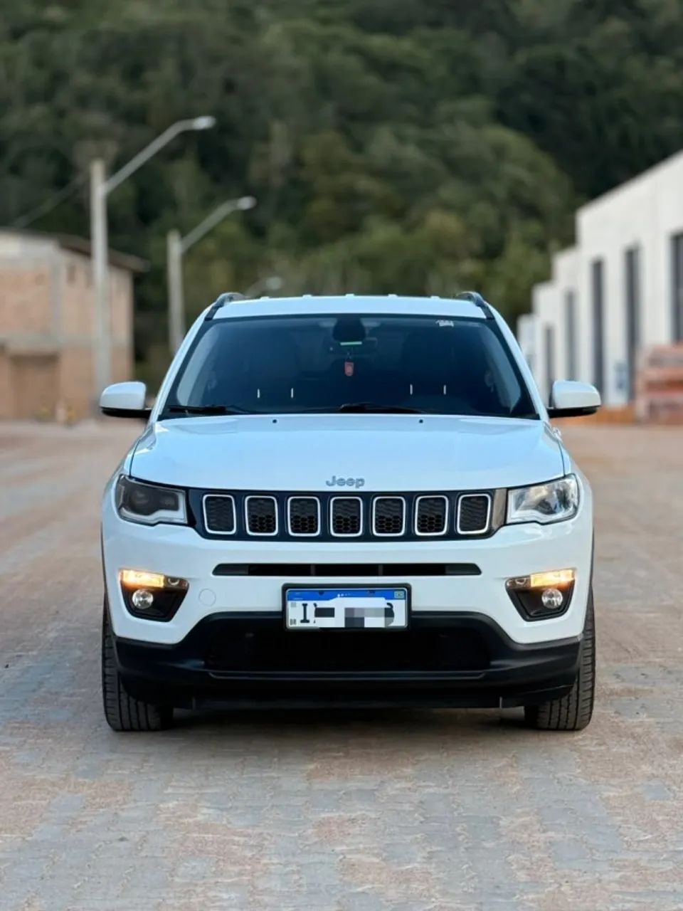 Jeep Compass 2.0 16V FLEX LONGITUDE AUTOMÁTICO 2017