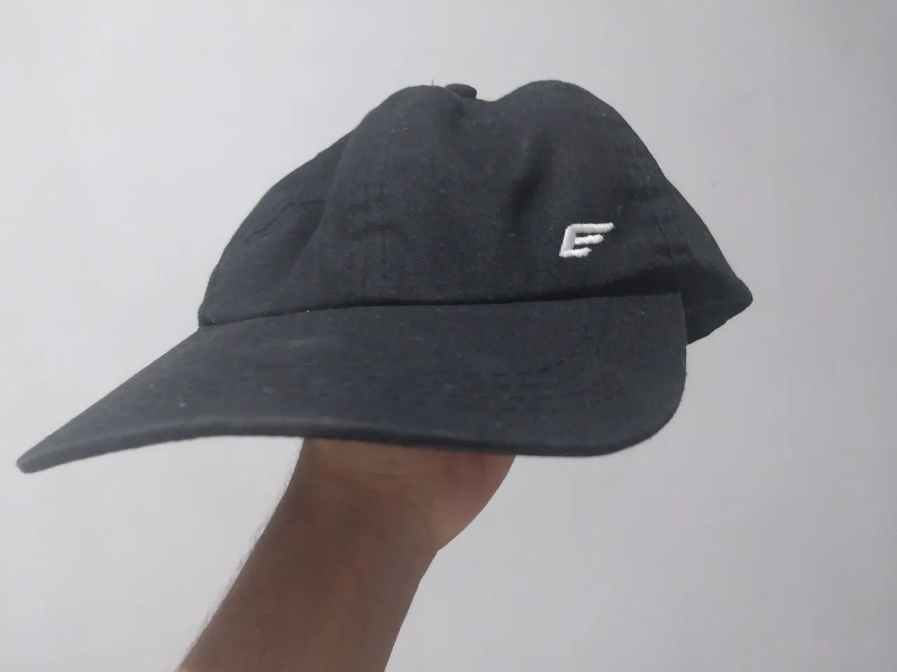 Boné preto