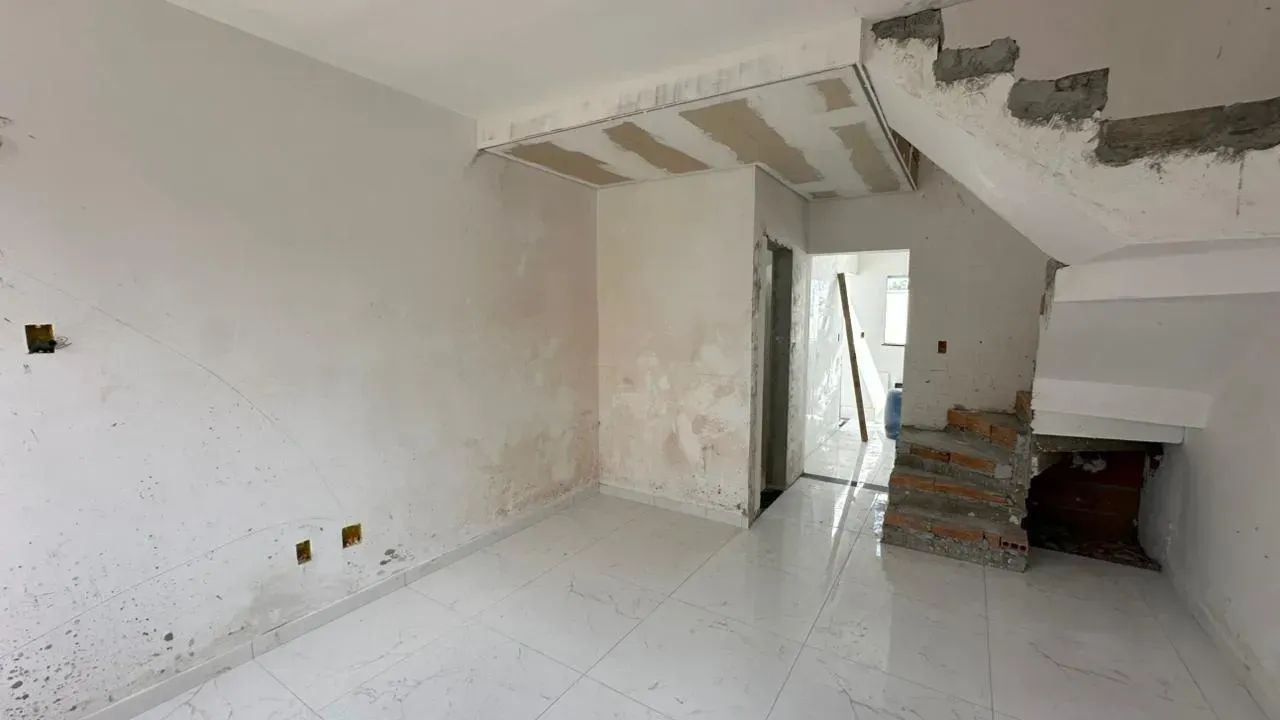 Imóvel para venda possui 80 metros quadrados com 3 quartos - Foto 2