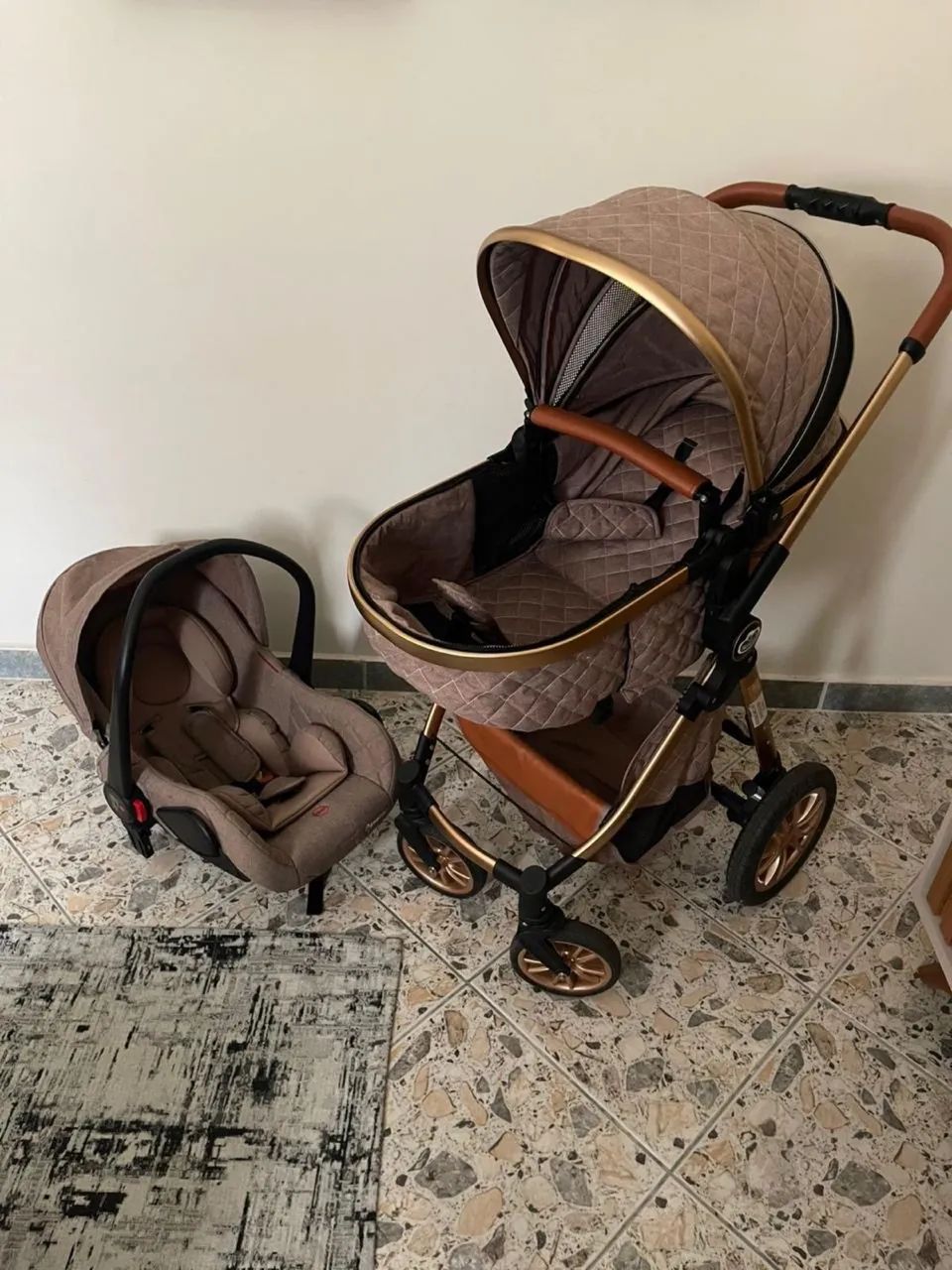 Carrinho, com Moisés + bebê conforto - Foto 4
