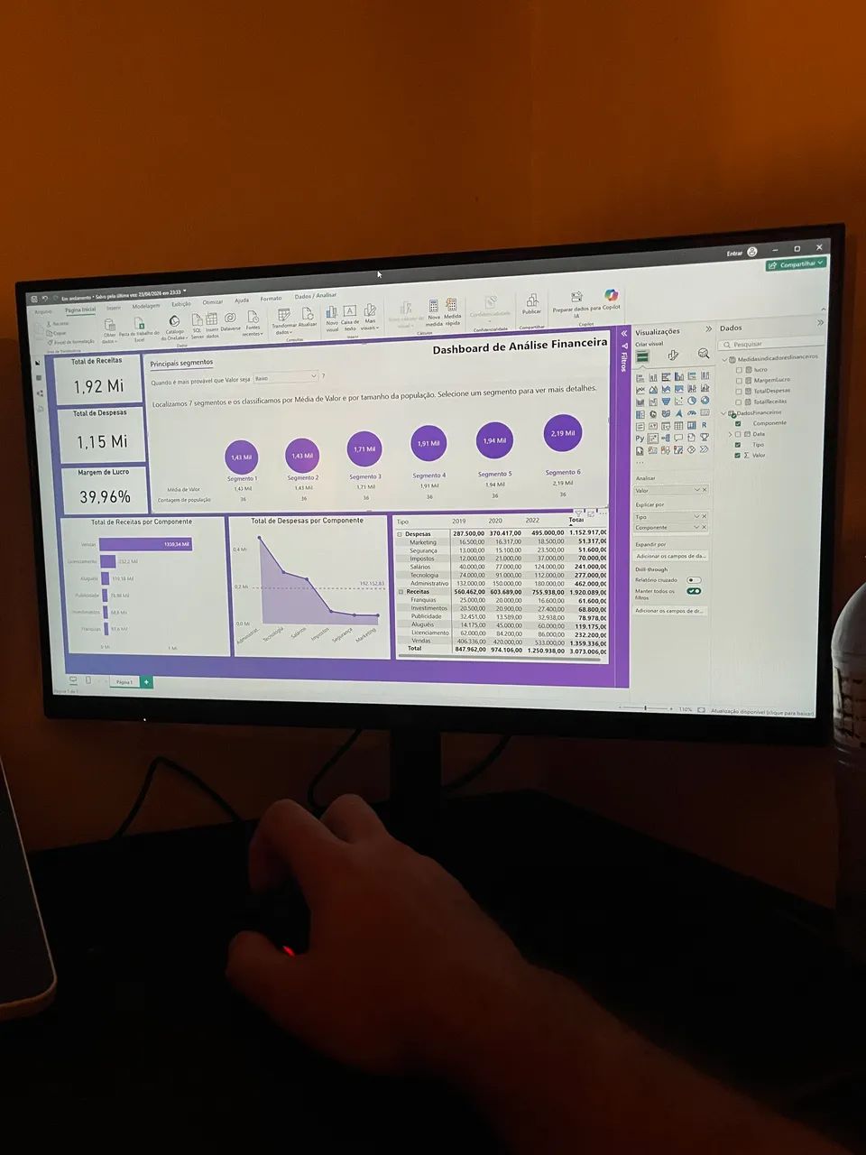 Monitor AOC 21.5 Full HD - Foto 4