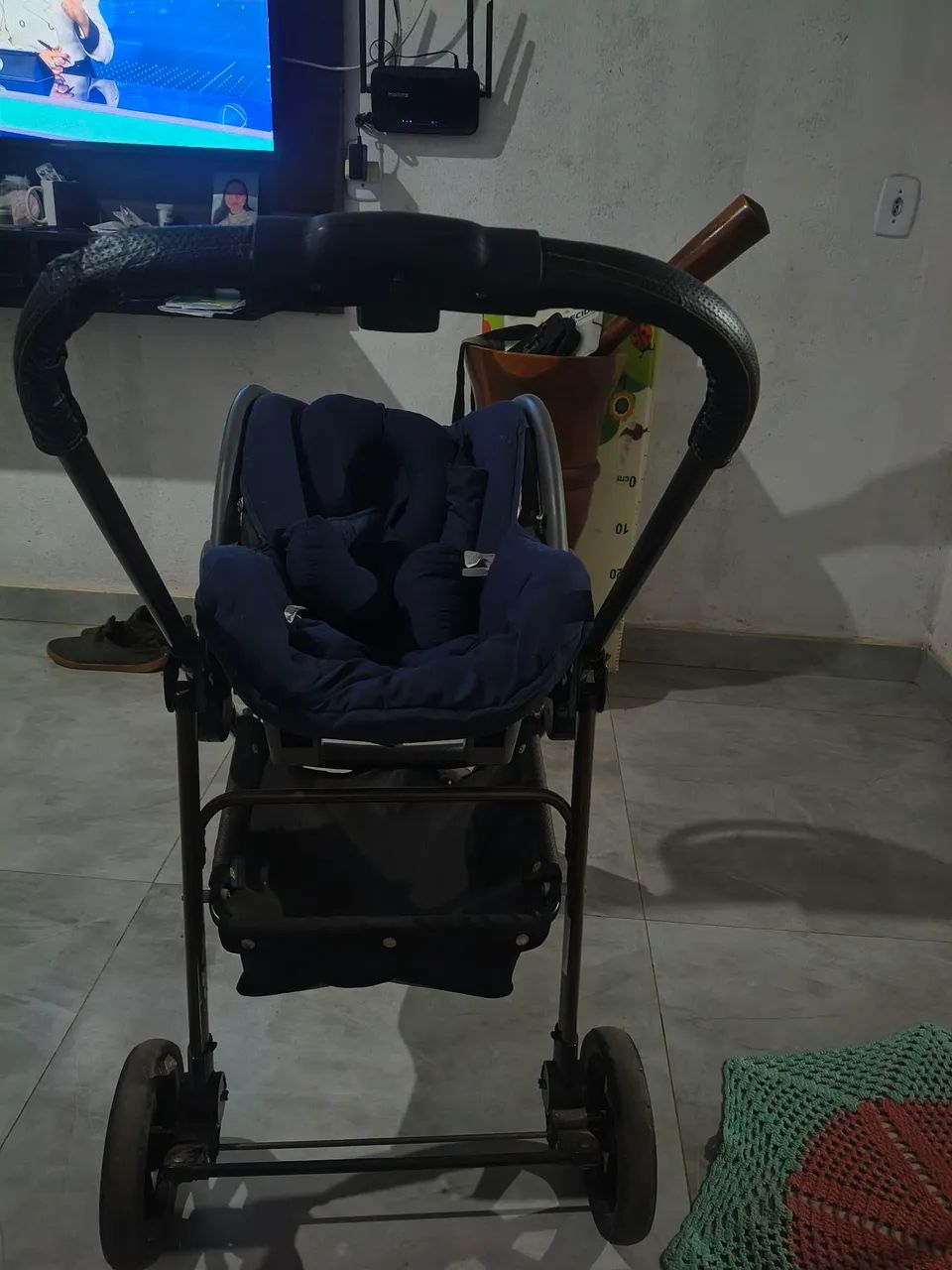 Carrinho de bebê Galzerano semi novo  - Foto 2