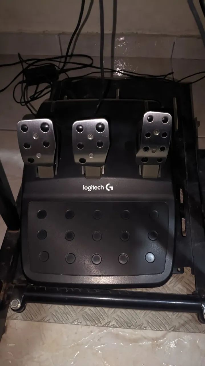 Volante Logitech G29 com Pedais e sensor hall - Foto 3