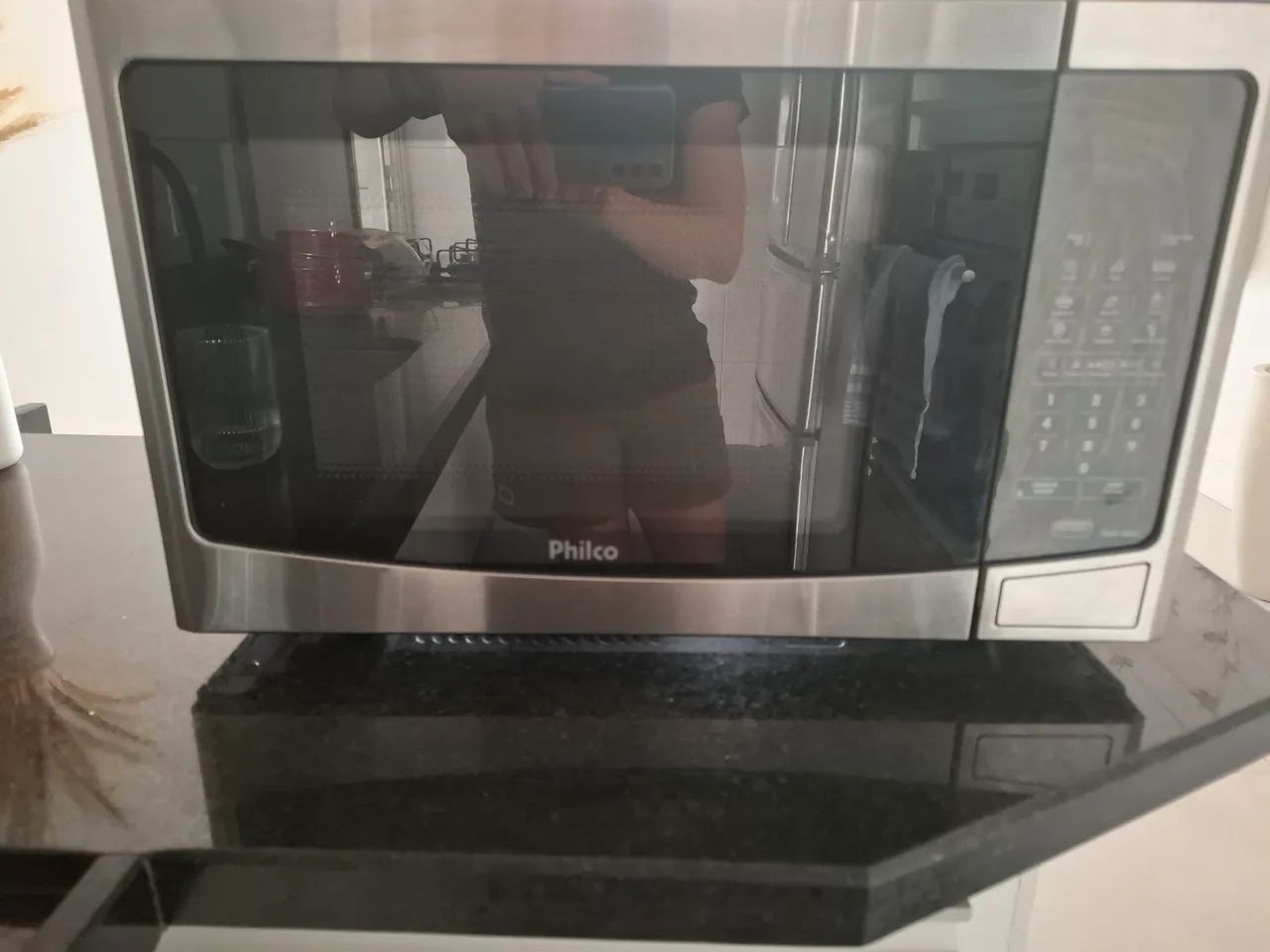 Microondas  Philco 1400W com defeito - Foto 3