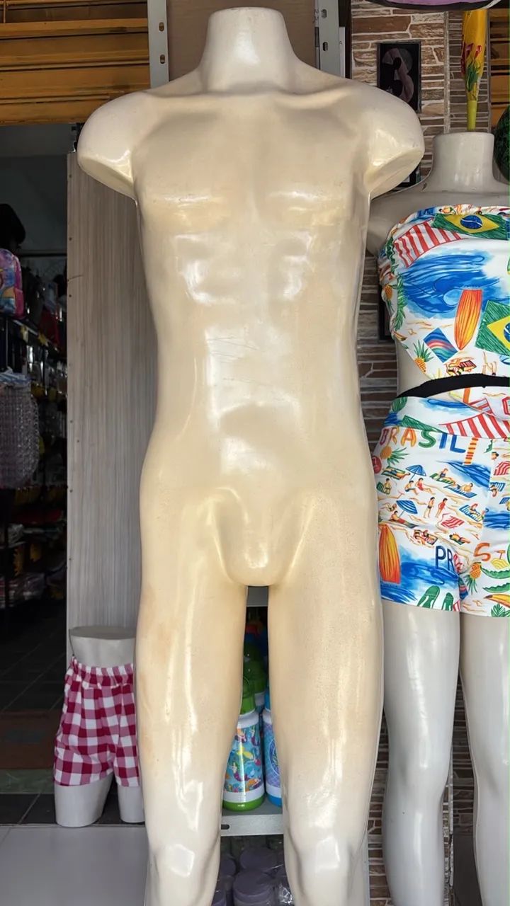 Manequim masculino corpo completo 