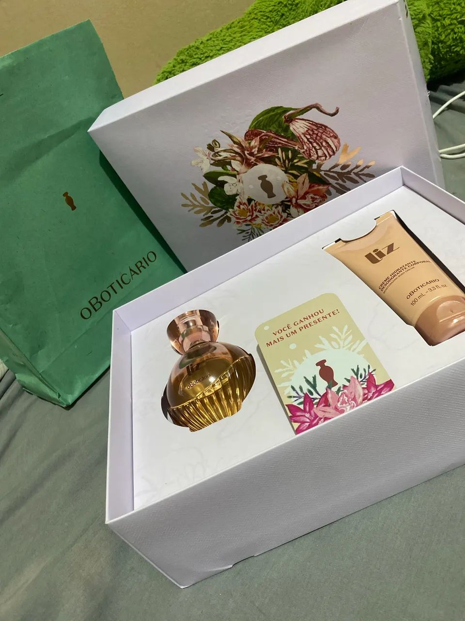 Perfume , kit liz
