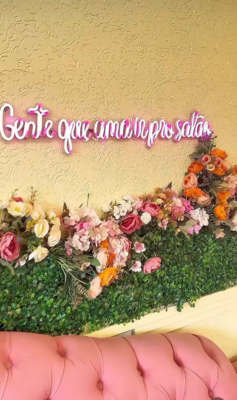 Vaga para manicure: comissão semanal e ajuda de custo. - Foto 4