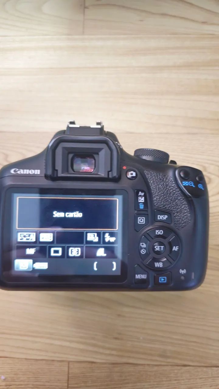Camera Canon T7 - Foto 4