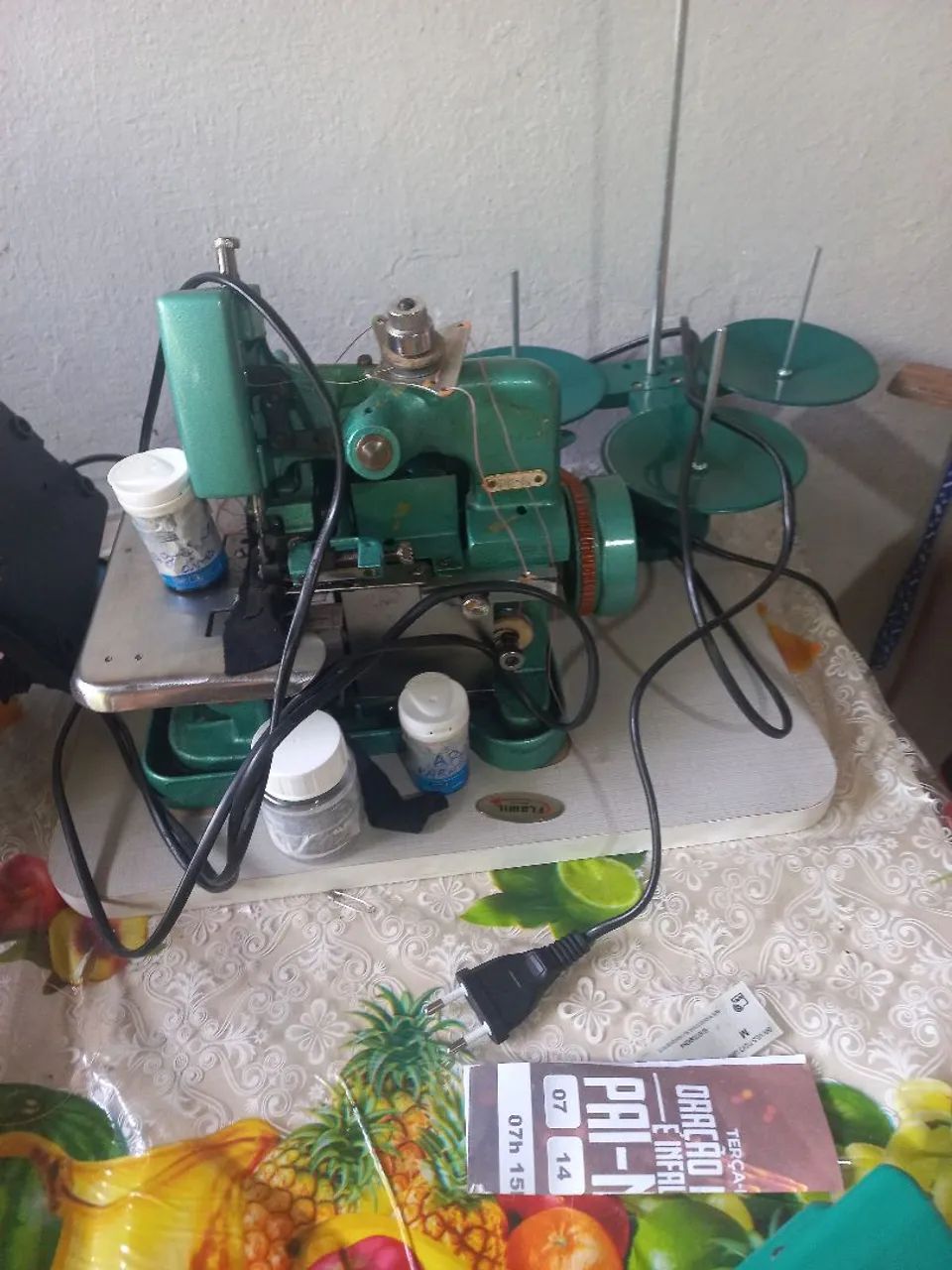 Maquina overloque caseira