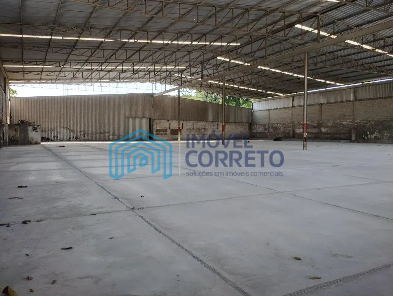 Galpão - Duque de Caxias (Gramacho) - 2.500 m2 - Cód. 1768