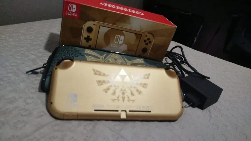 Switch Lite Hyrule Edition (Dourado) - Foto 2