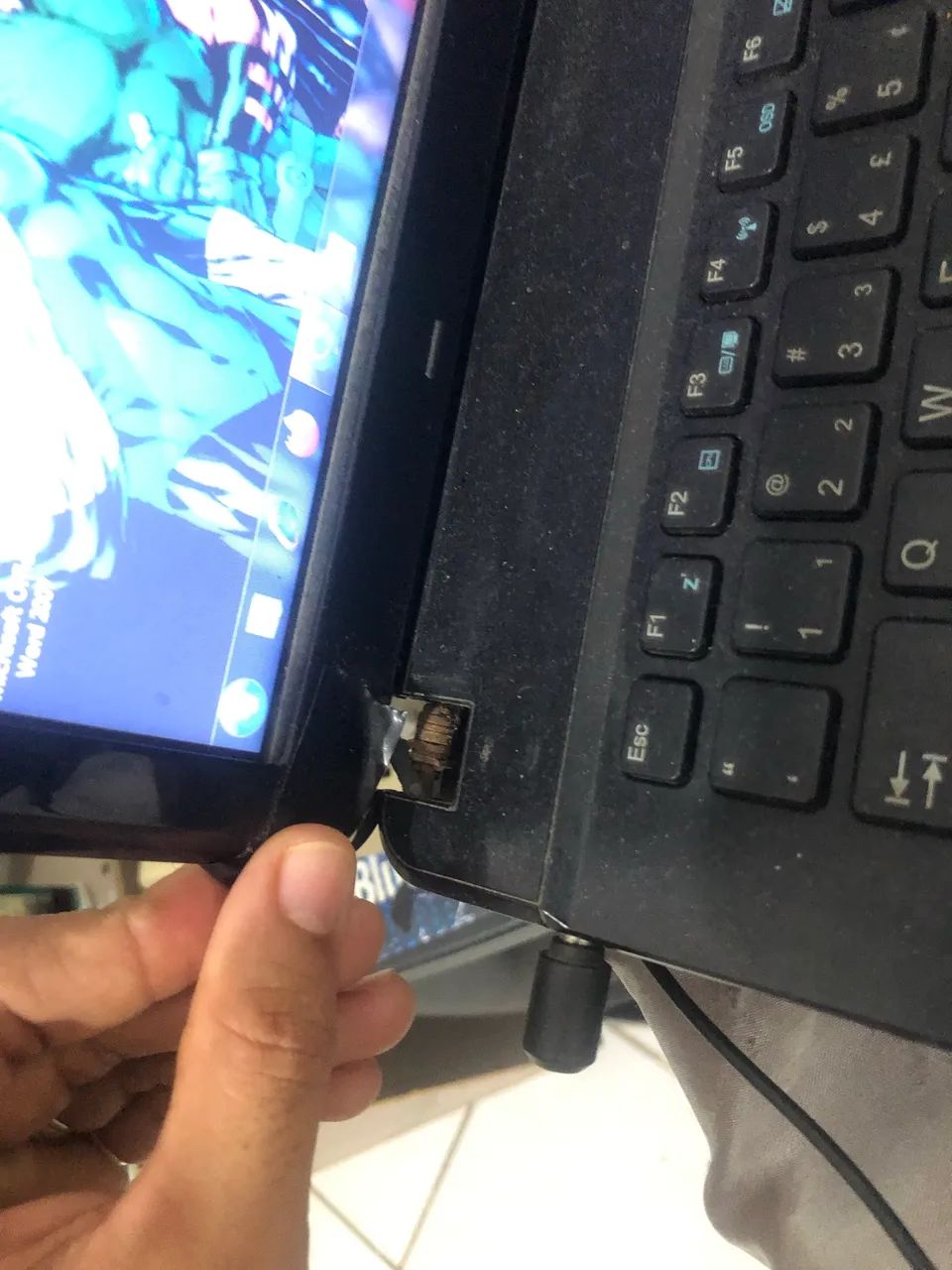 Notebook cce  - Foto 4