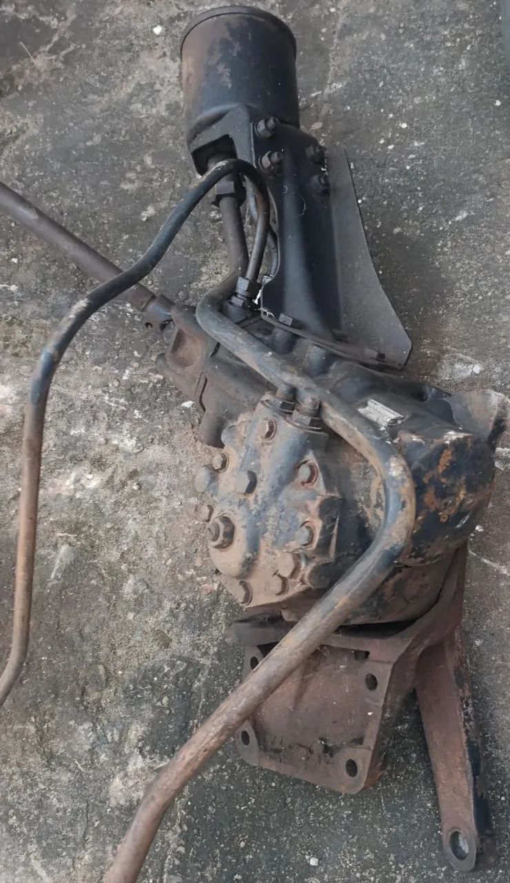 Setor de direção hidráulica do mercedes