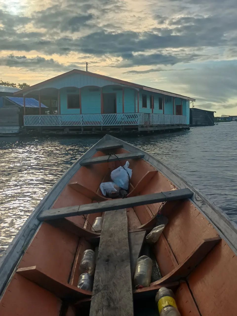 Vendo essa casa flutuante  - Foto 2