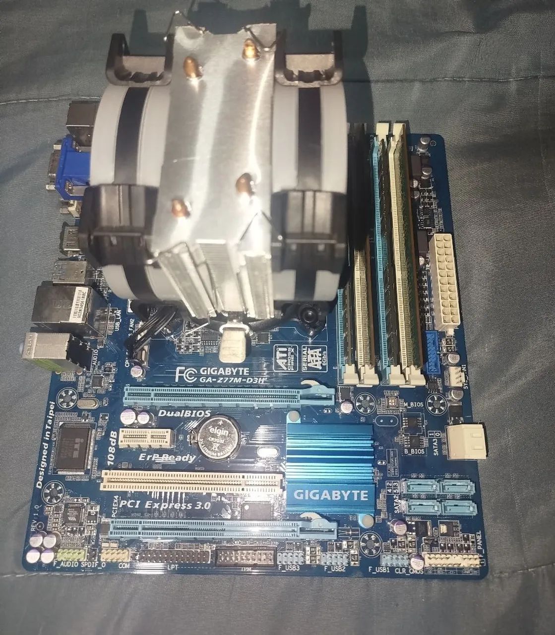 Kit Xeon LGA1155 Gigabyte Z77 com 24GB ram