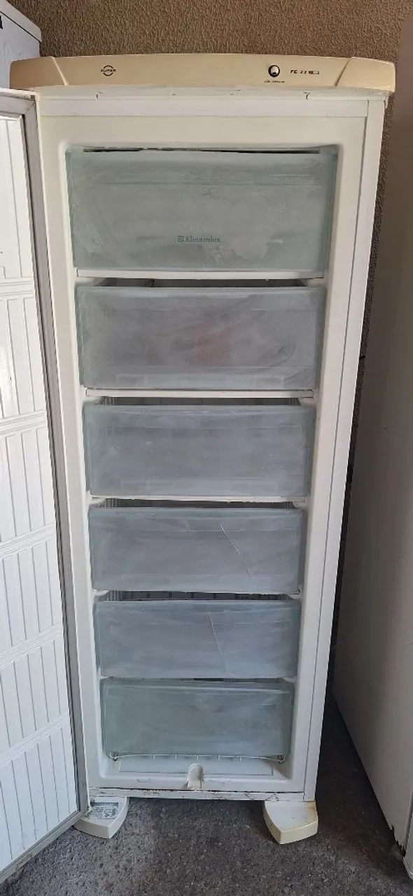 Freezer Electrolux vertical  - Foto 5