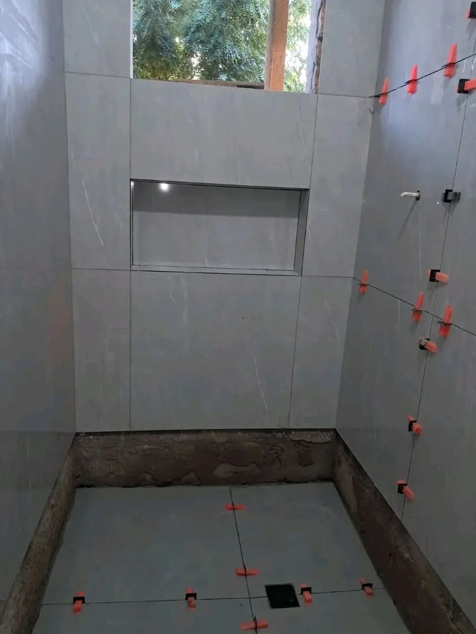 Pedreiro de acabamentos 