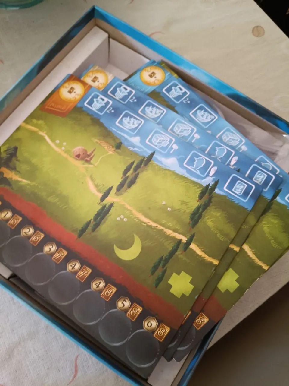 Jogo de Tabuleiro - Above and Below (PT-Br) - Foto 3