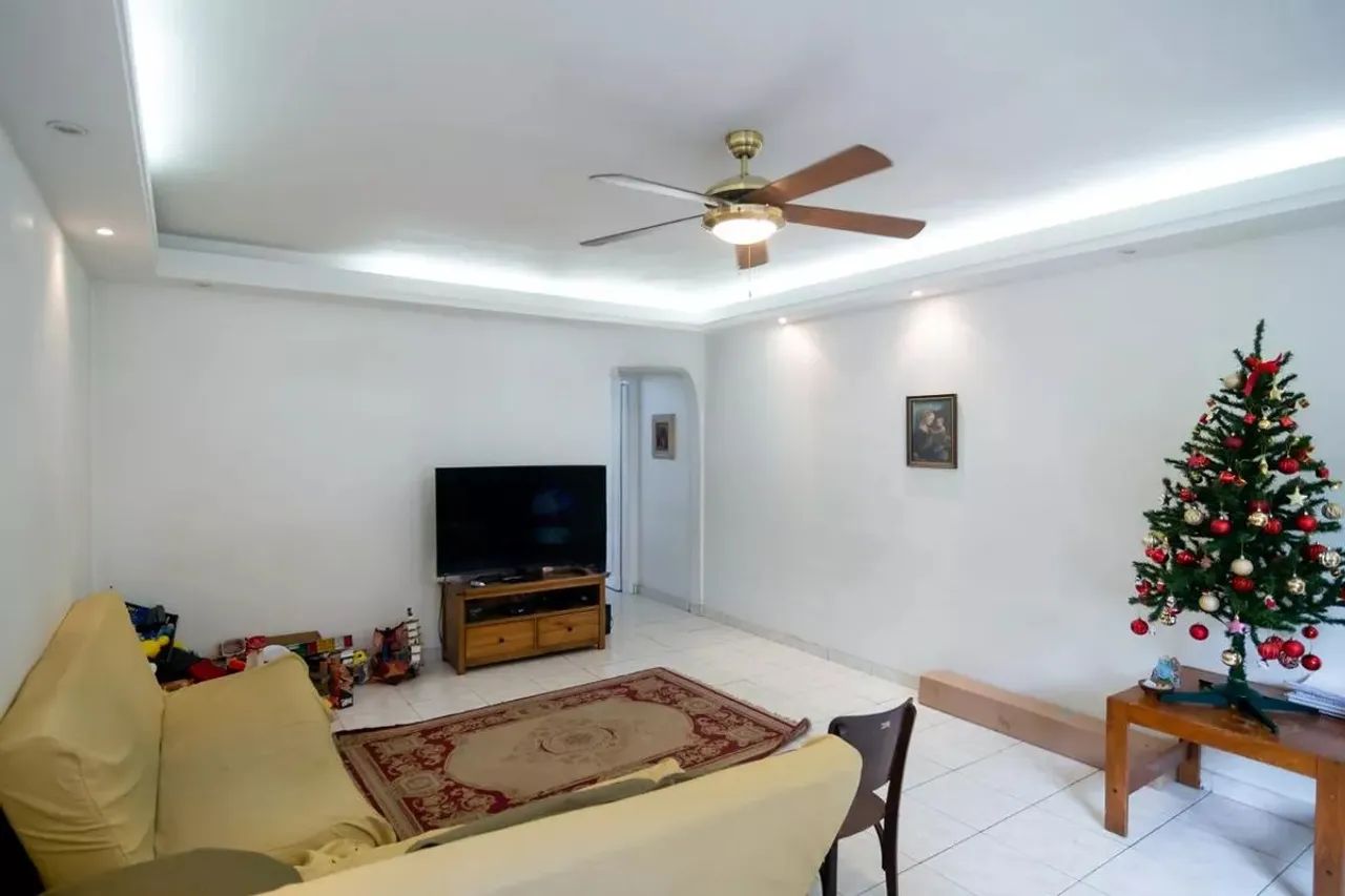 Casa à Venda - Campo Belo, 3 Quartos, 200 m2
