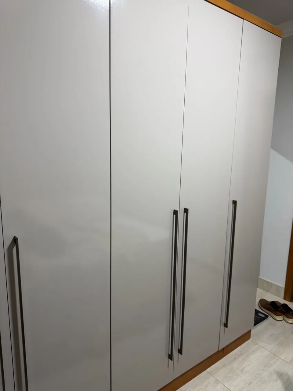 Guarda roupa 6 portas - Foto 2