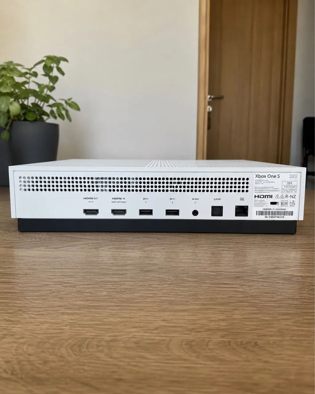 Xbox One S + Controle - Foto 4