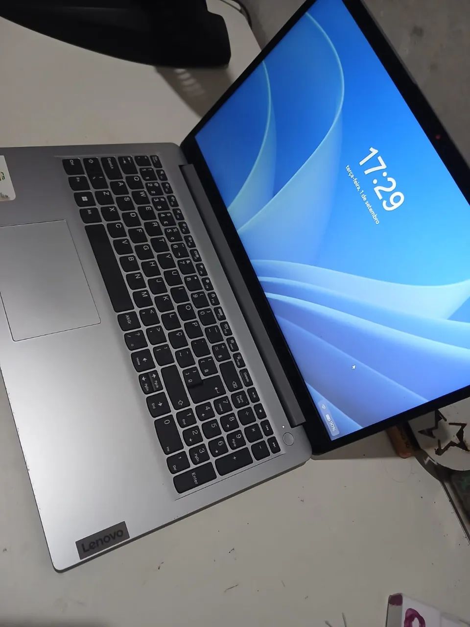 Notebook Lenovo Ryzen 5