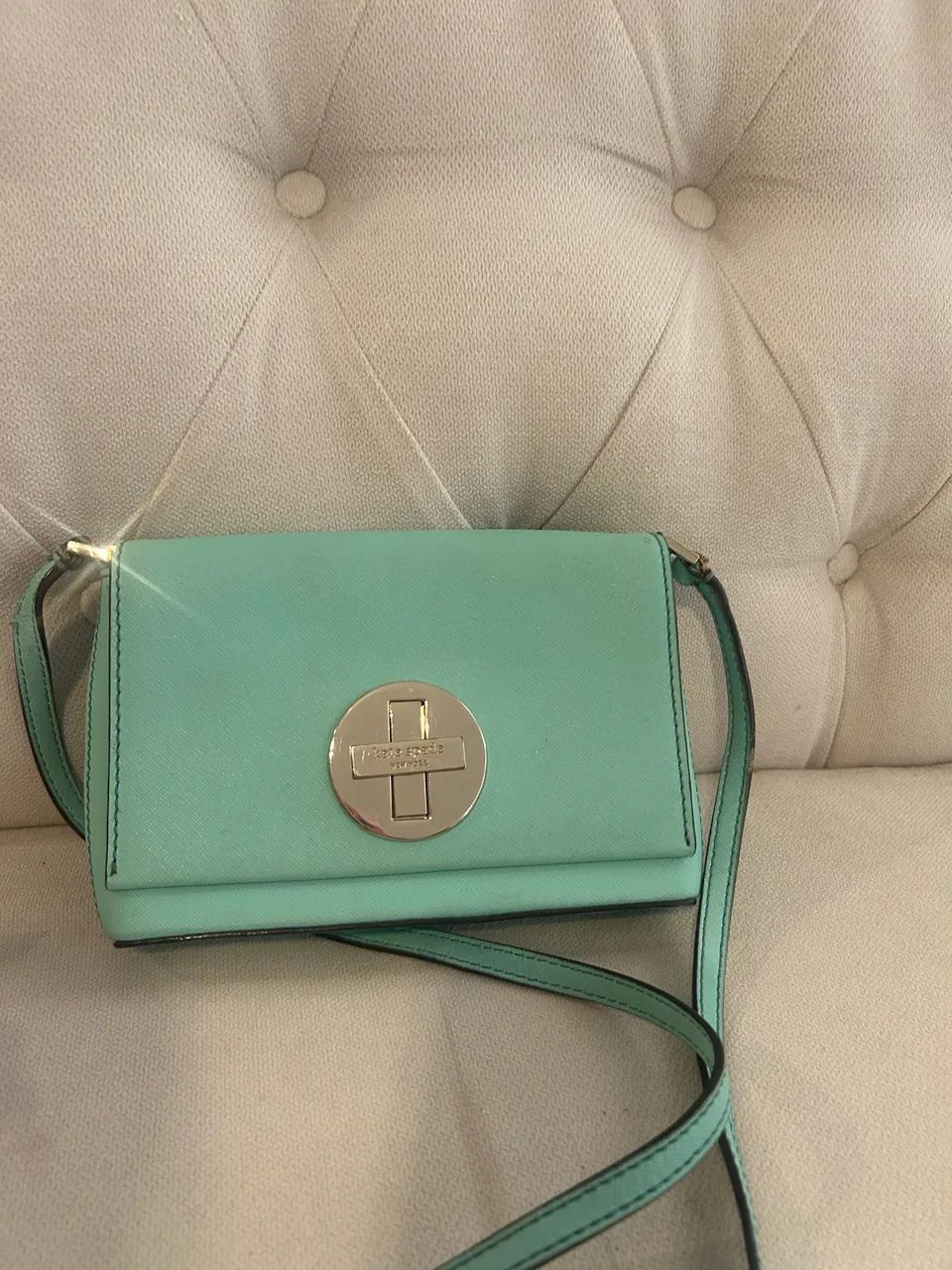 Vendo bolsa verde kate spade 