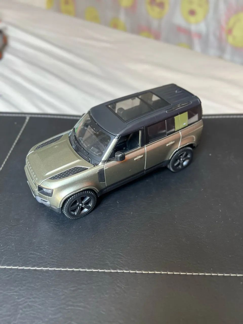 Miniatura defender 1/24 burago - Foto 3