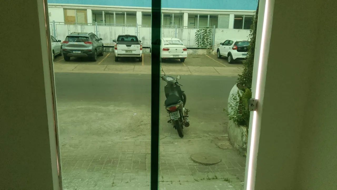 Alugo ponto sala comercial em frente ao inss
