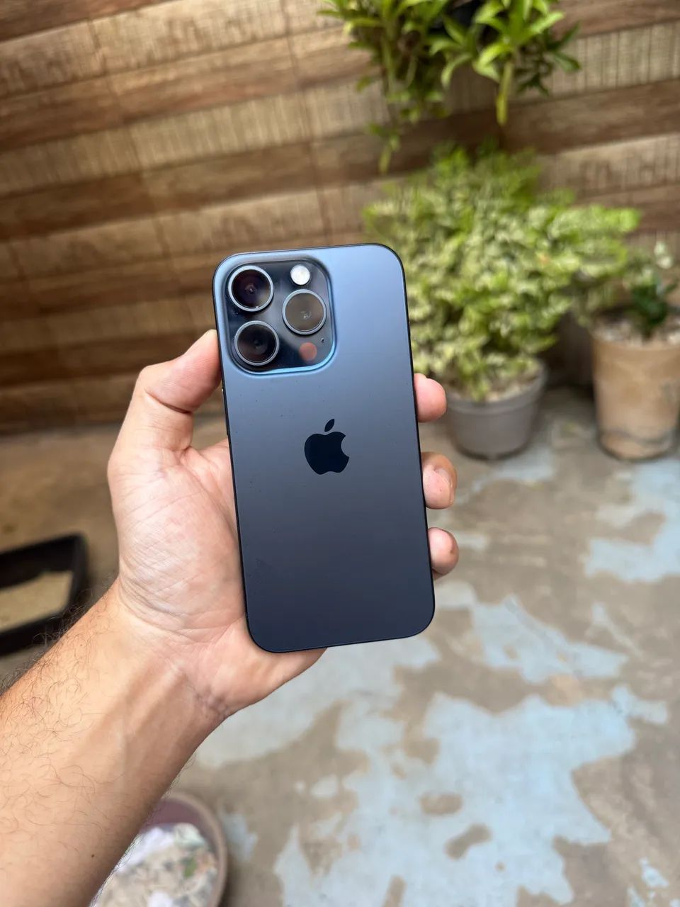 iPhone 15 Pro - 89 % - 256gb