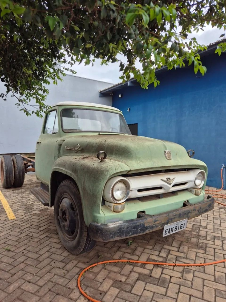 Ford F600 (Com documento)