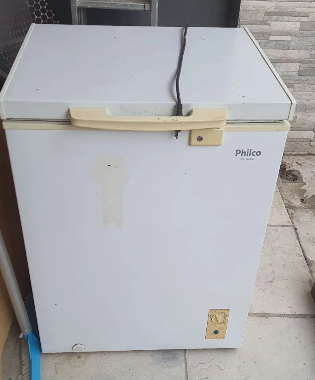 Freezer horizontal 143 litros