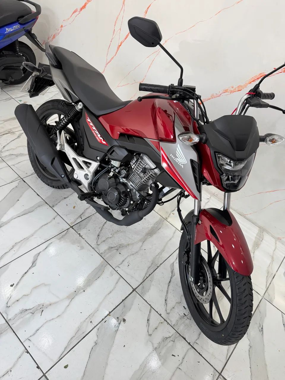 vendo titan 2026 - Foto 5