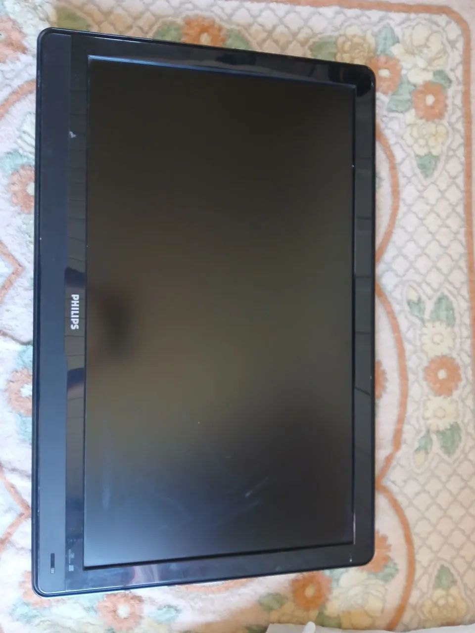 TV Philips 42" funcionando