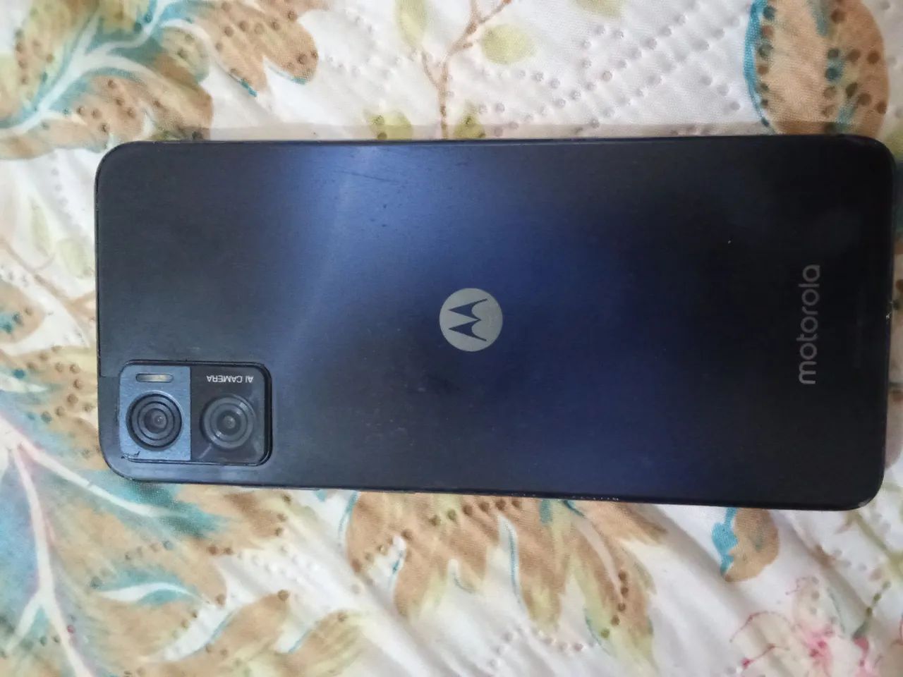 Motorola E22 em ótimo estado!