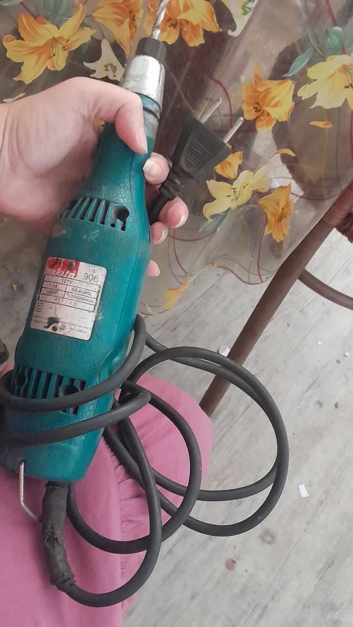 Maquita retificadeira