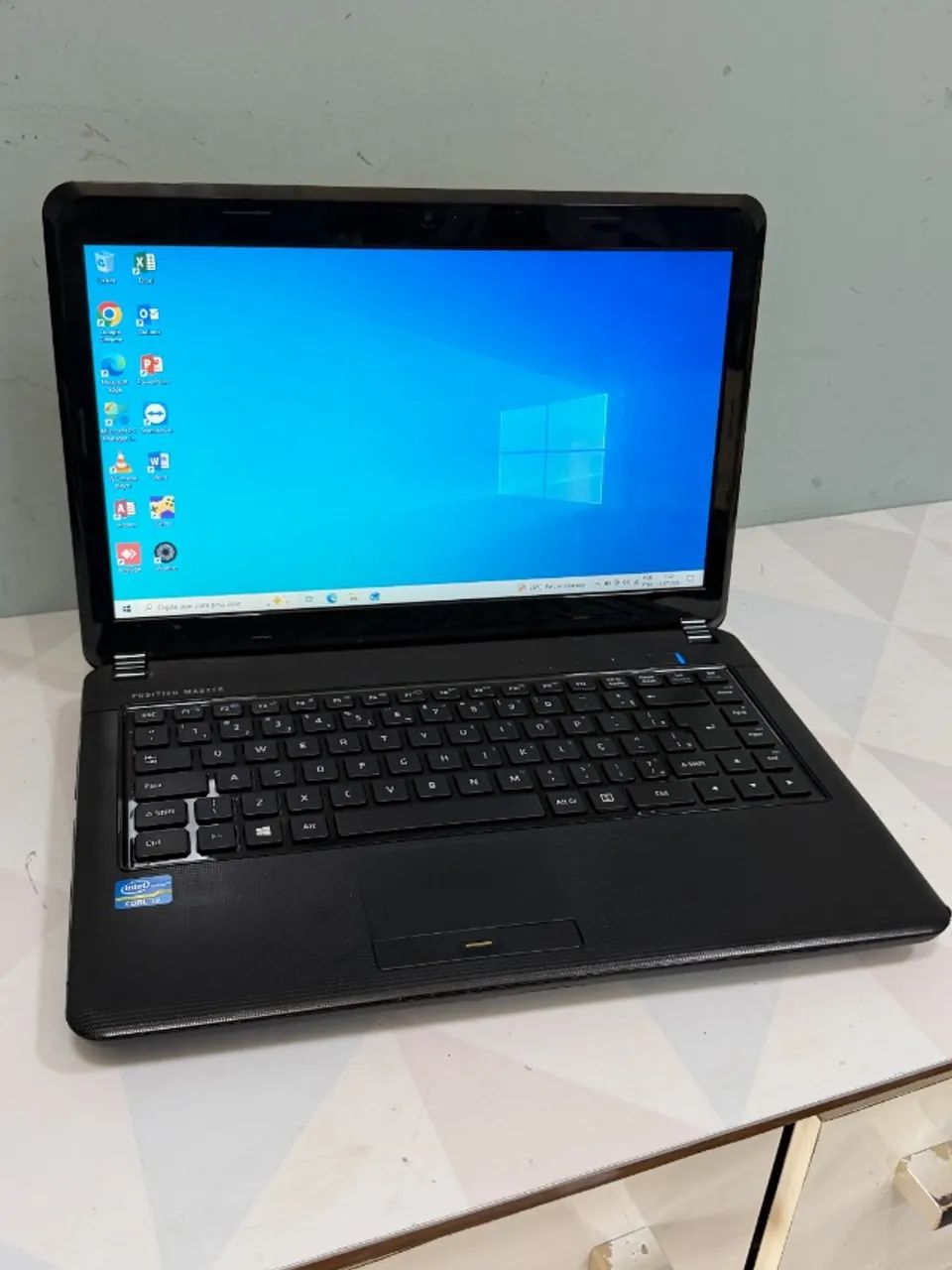 Notebook Positivo Master N190L Intel Core i3 HD Graphics - Pronto para Uso 