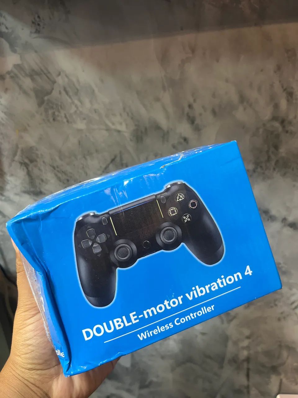 Double-Motor Vibration 4 Wireless Controller