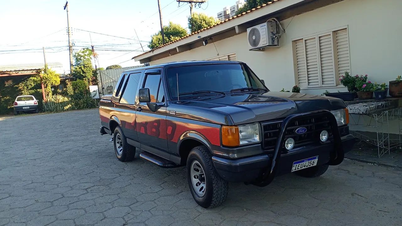Ford F-1000 F-1000 Super Diesel / Super Diesel Turbo 1993