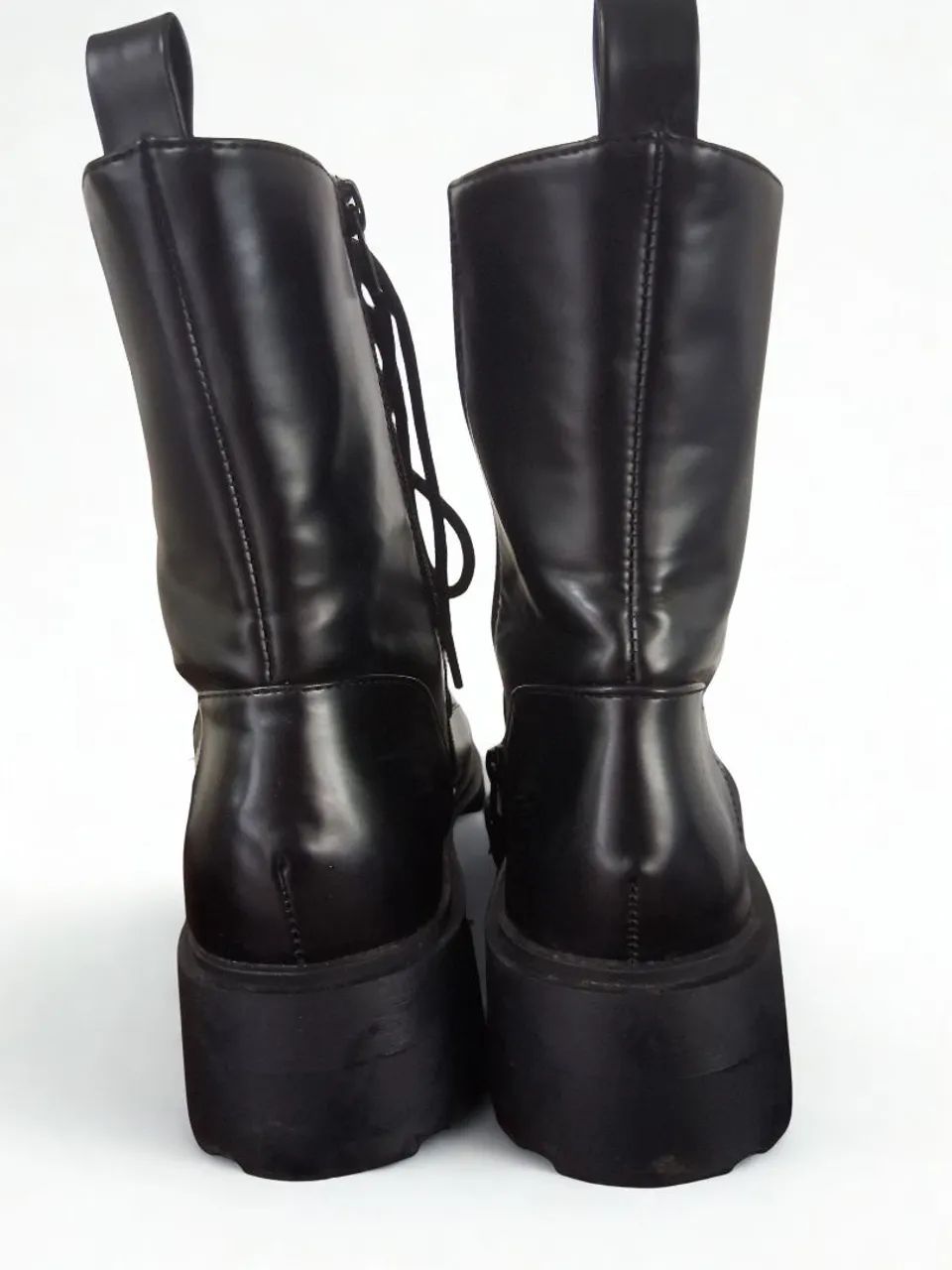 Bota coturno Primark,  tam.39, pouco usada. - Foto 2