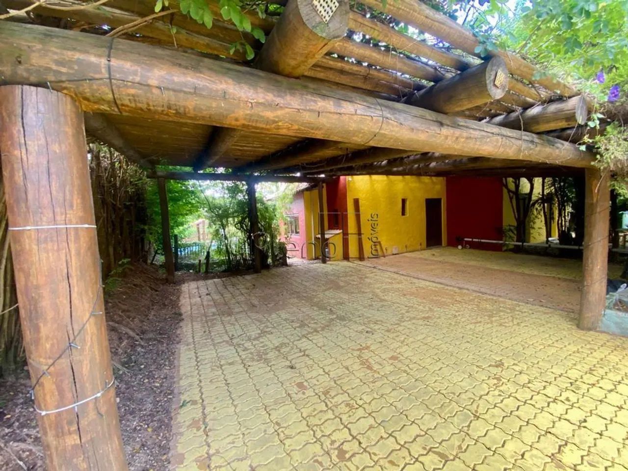 Sobrado para alugar em Vinhedo, Vista Alegre, com 4 suítes, com 400 m²