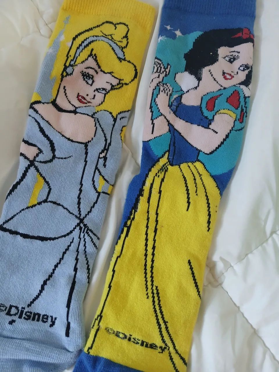 Camiseta da Marvel e meias da Disney  - Foto 5