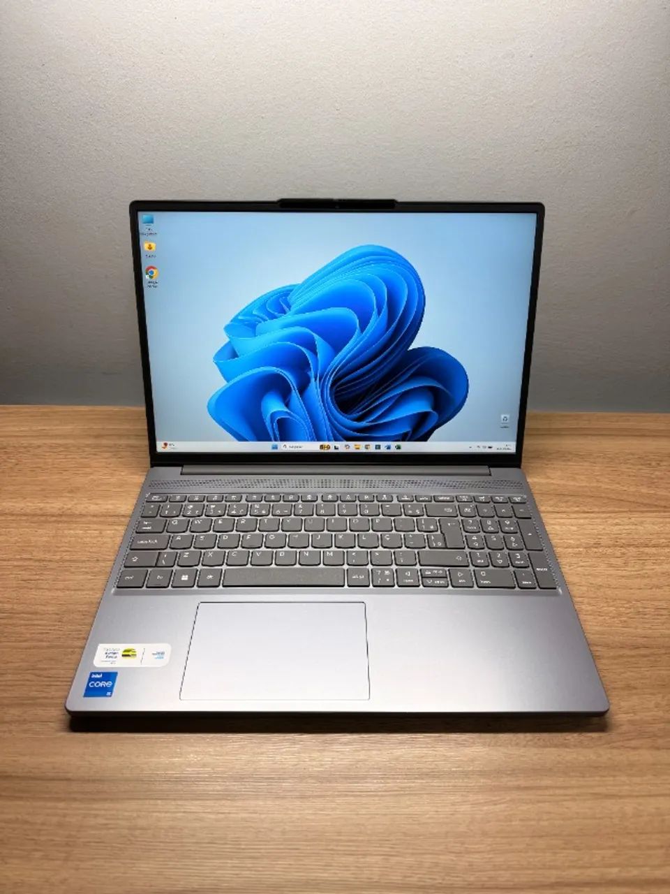 Notebook Lenovo Ideapad Slim 3 Core i5 13th DDR5 512SSD 15.6